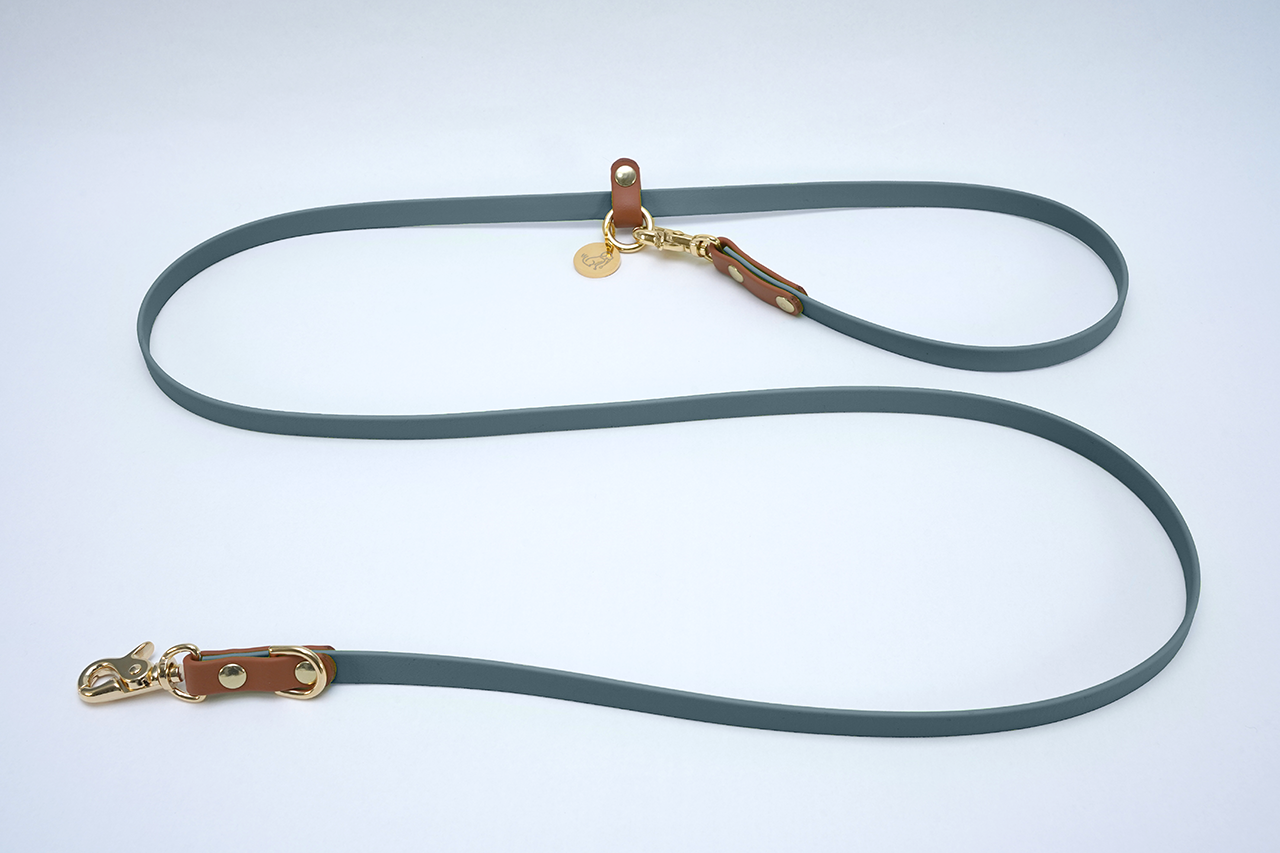 #色_ペトロールブルー