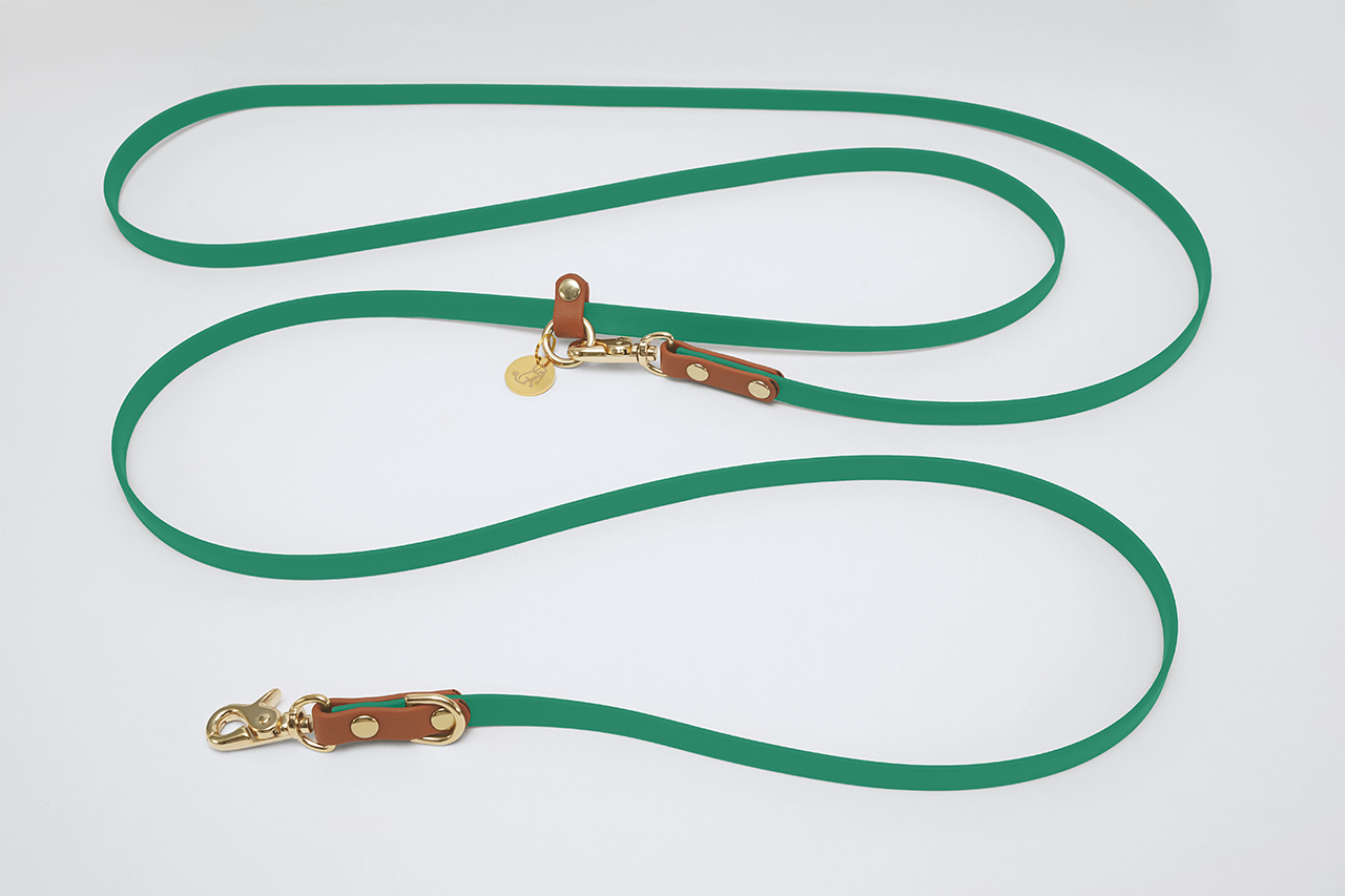 #色_エメラルドグリーン